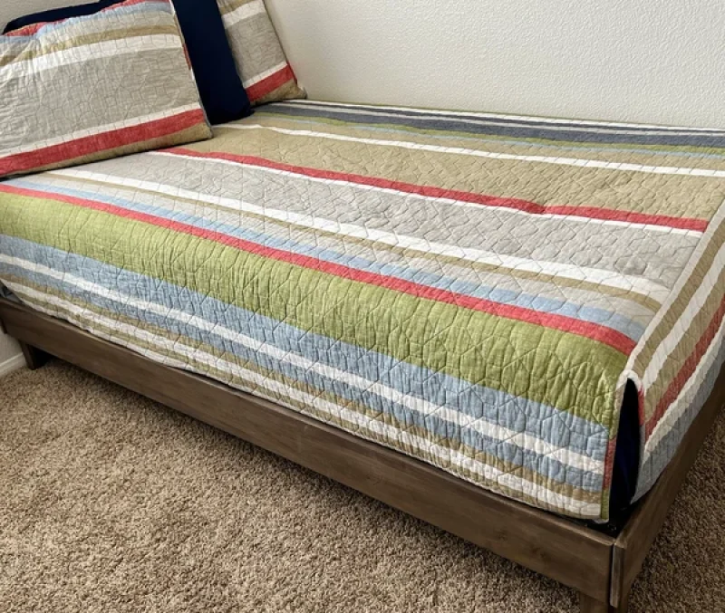 Bill's review image of the trevorton bedframe