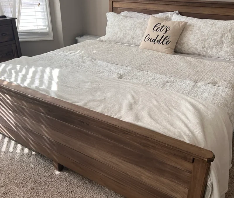 Byrana's review image of the strasburg bedframe